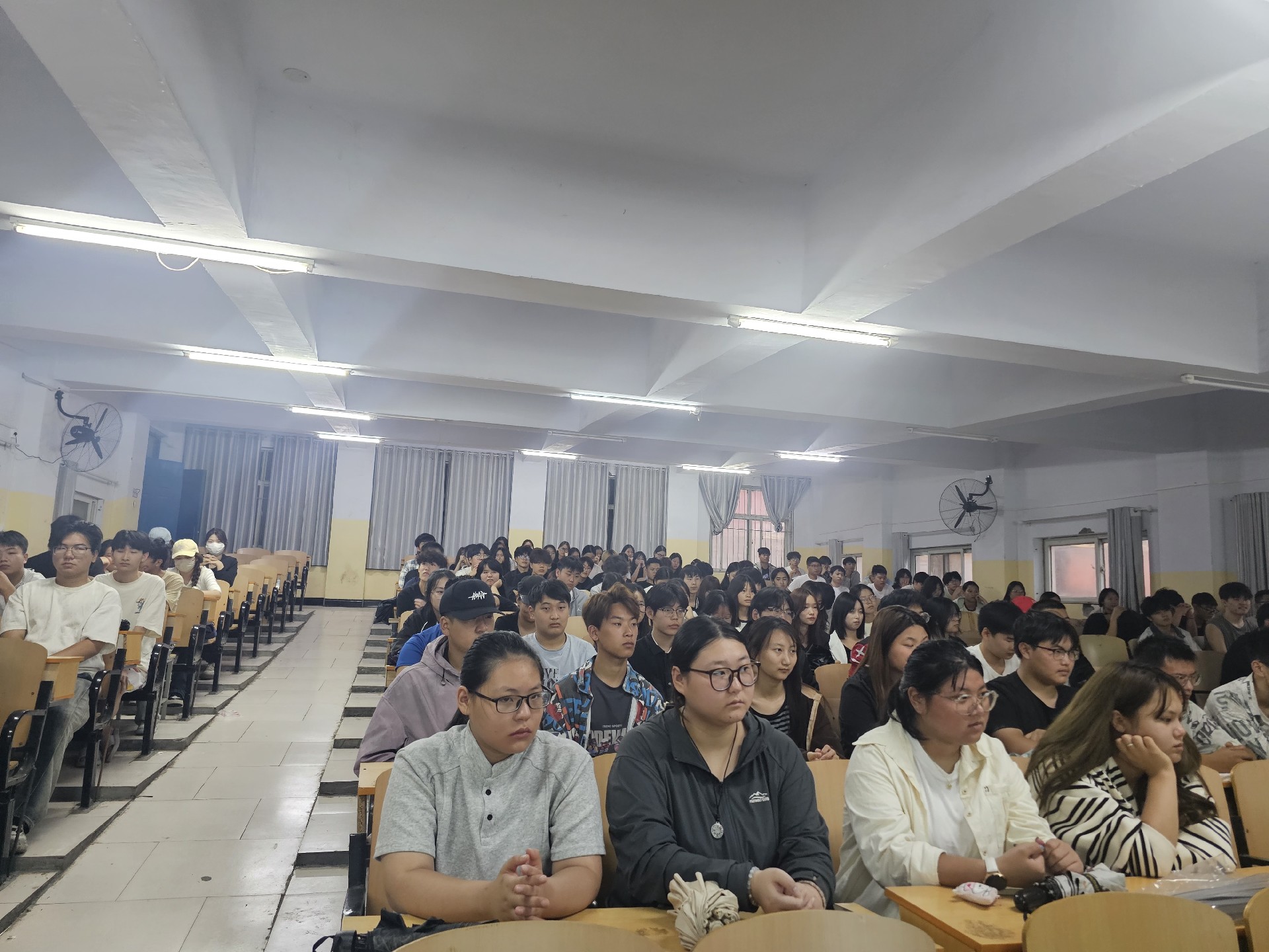 ce215fc86ea97a1e38e189488dfcdb4.jpg