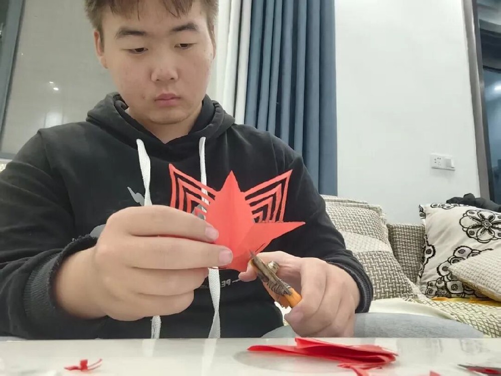 微信圖片_2025-10-11_215944_090.jpg